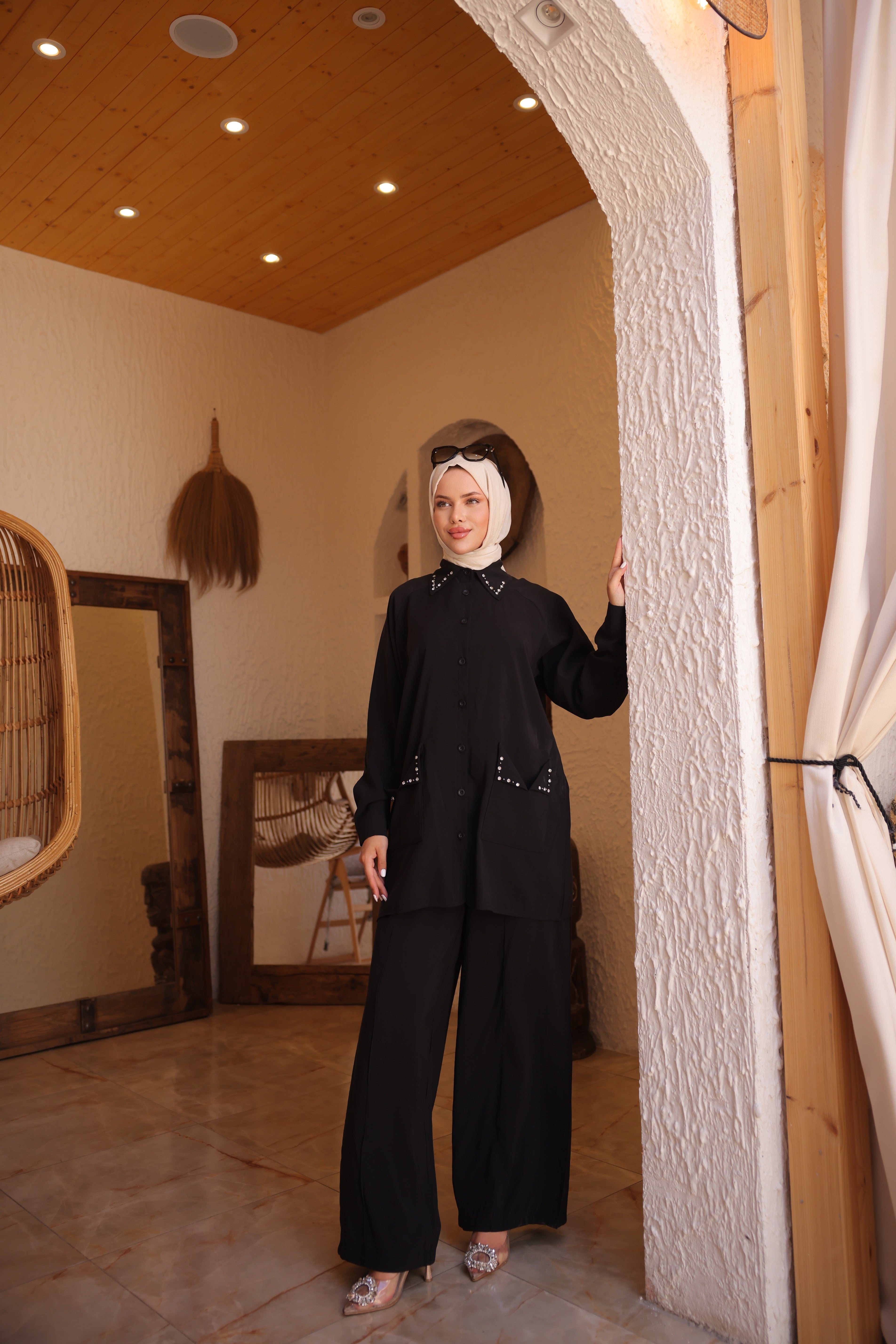 Stone Detailed Modal Cupra Hijab Two Piece Suit – Oversize Trousers & Pocketed Tunic