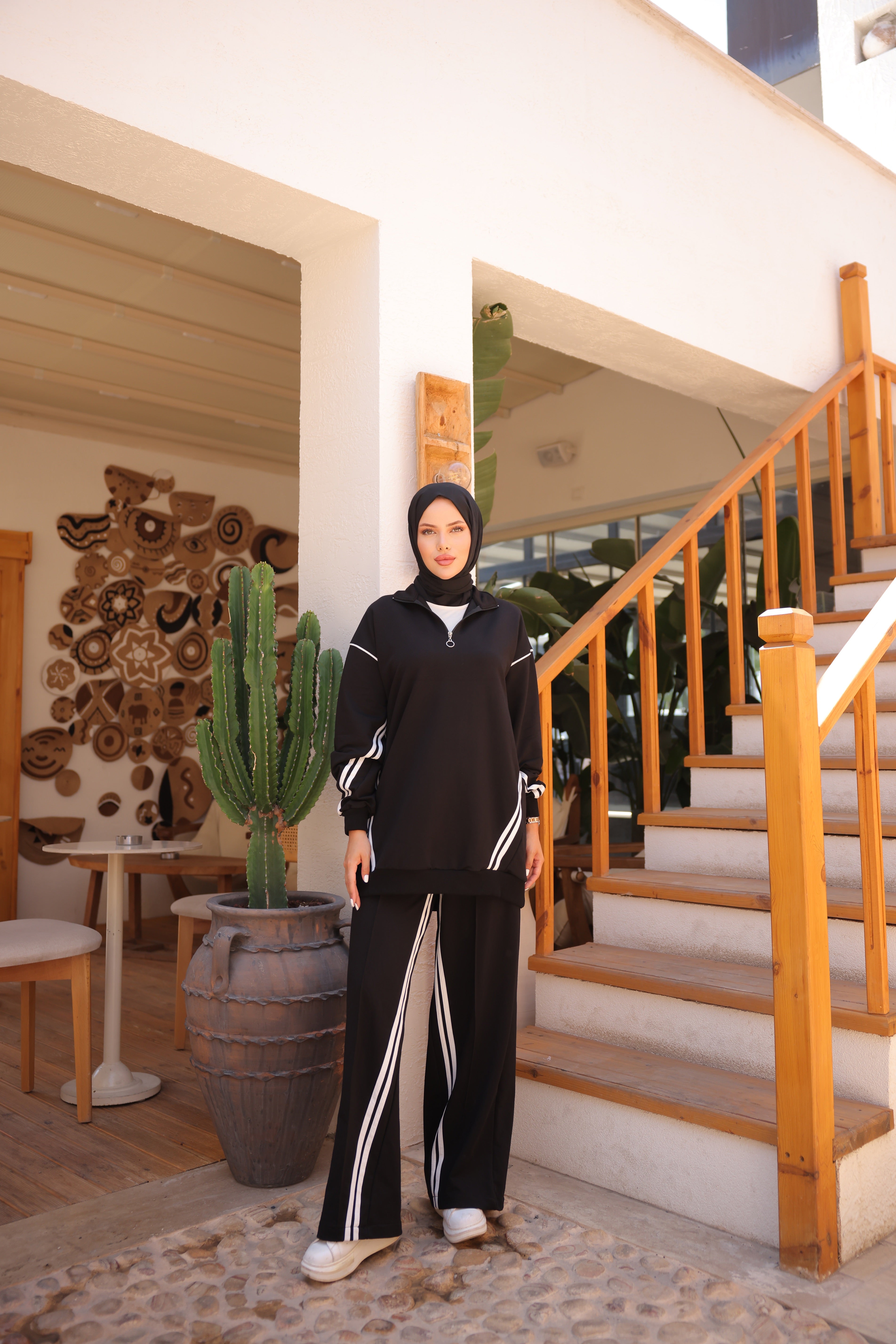 Modest Two-Piece Tunic Set with Zip Neck – Stretch Cotton Fabric