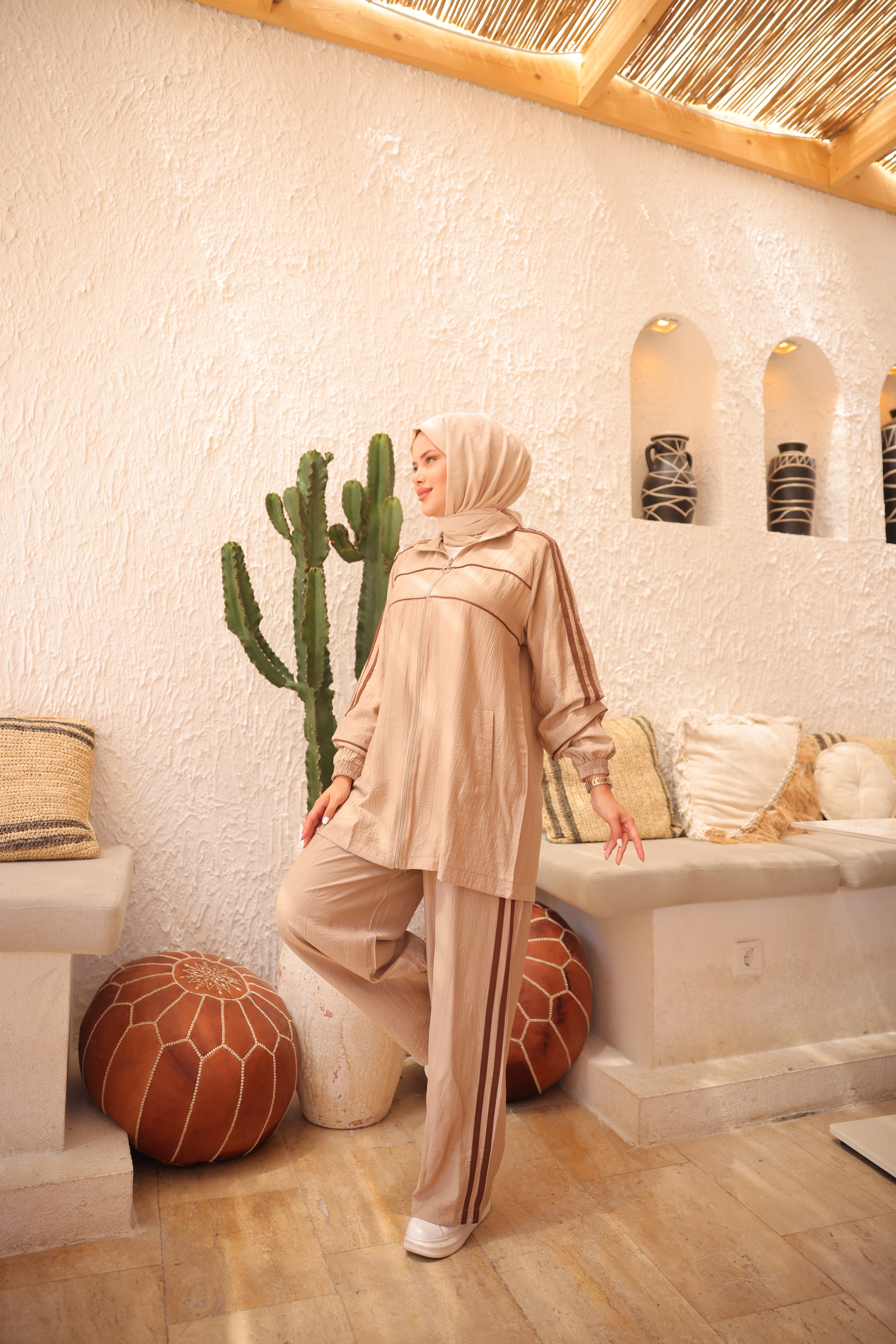 Two-Piece Modest Zip-Up Tunic Set in Crinkle Steel Fabric – Beige Hijab Outfit