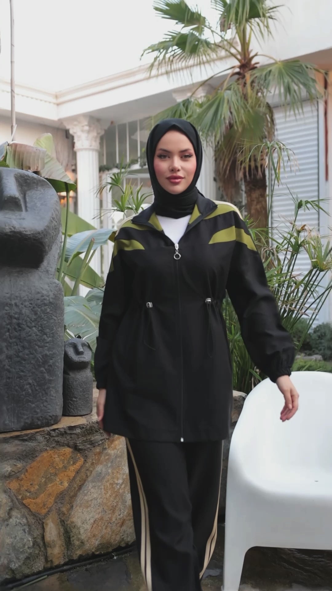 Modest Sport Tracksuit Set for Women - Hijab-Friendly Activewear
