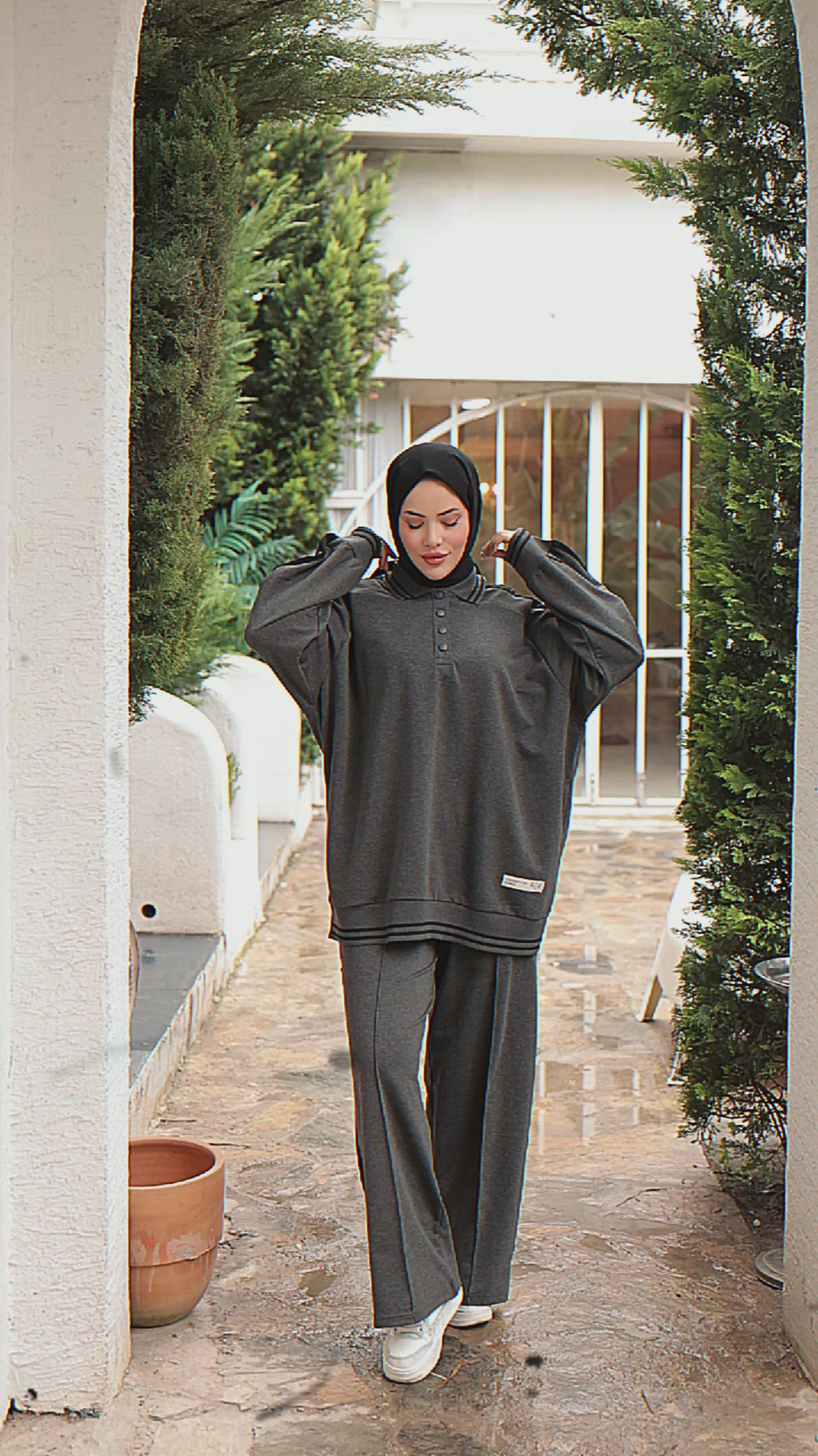 Modest Oversized Sportswear Set – Casual &amp; Chic Tracksuit for Women