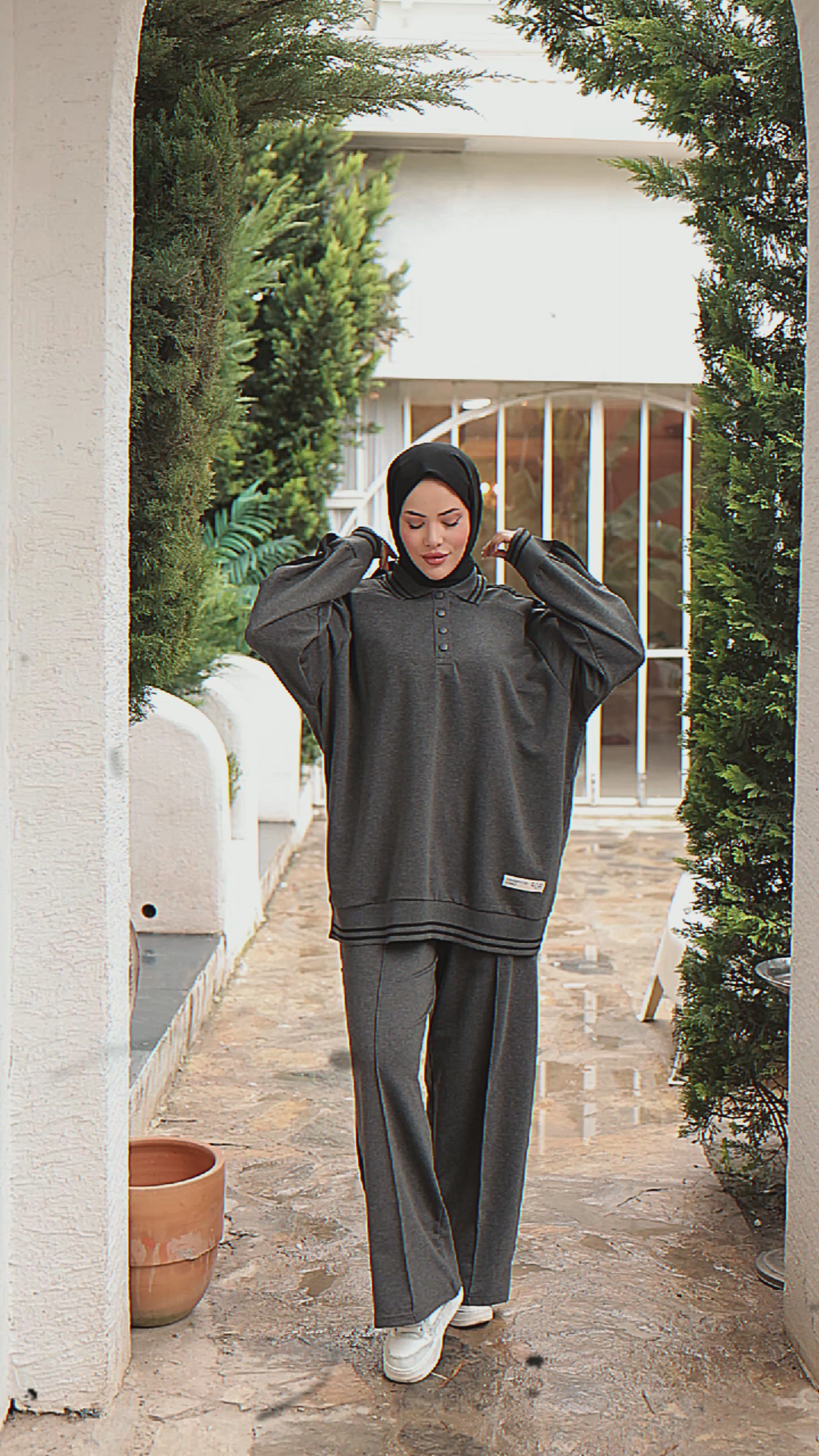 Modest Oversized Sportswear Set – Casual &amp; Chic Tracksuit for Women