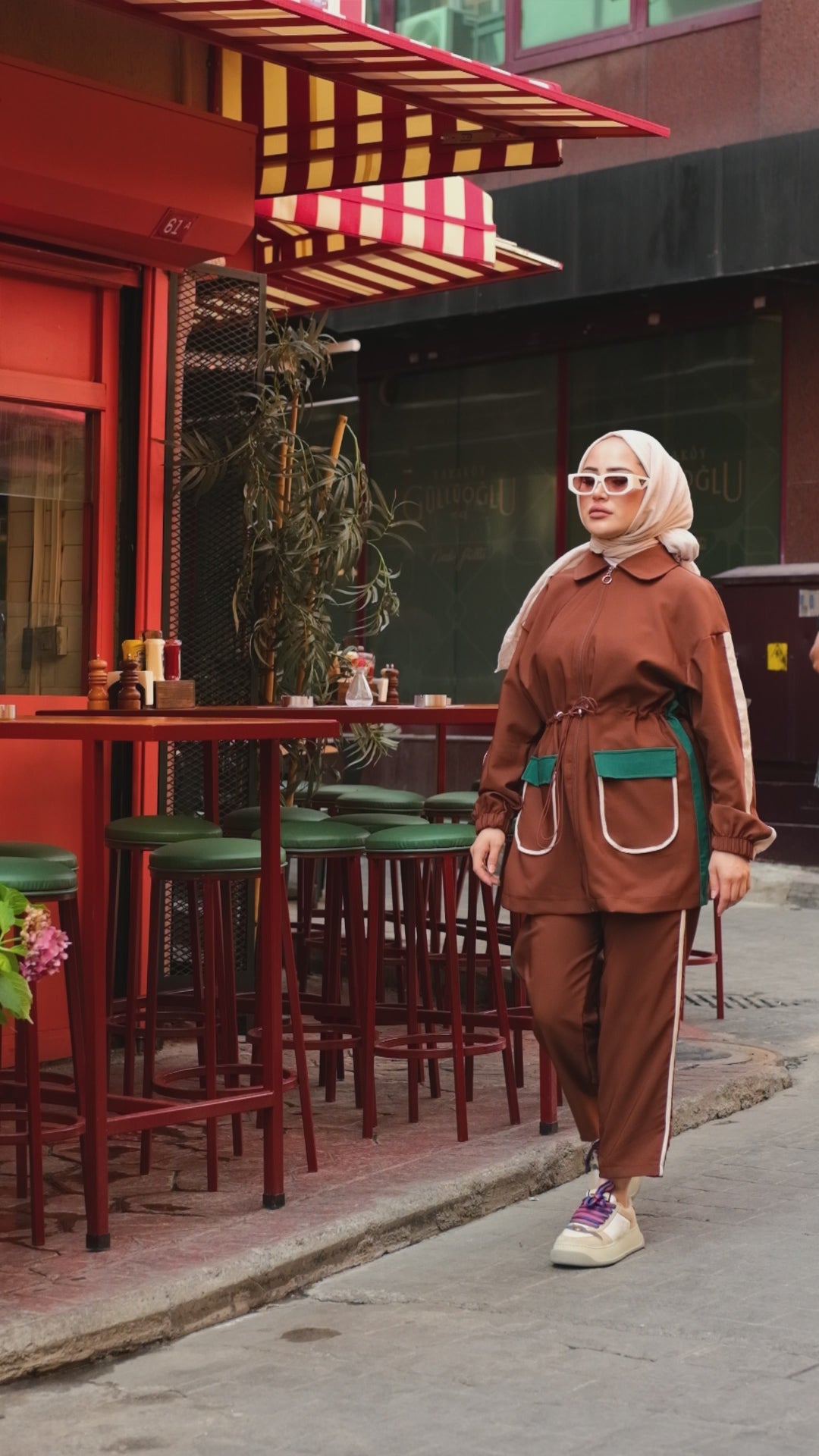 Ultimate Comfort Smart Casual Female Tracksuit