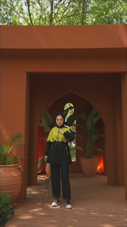 Classic Tracksuit for Fashion Sportswear Lovers