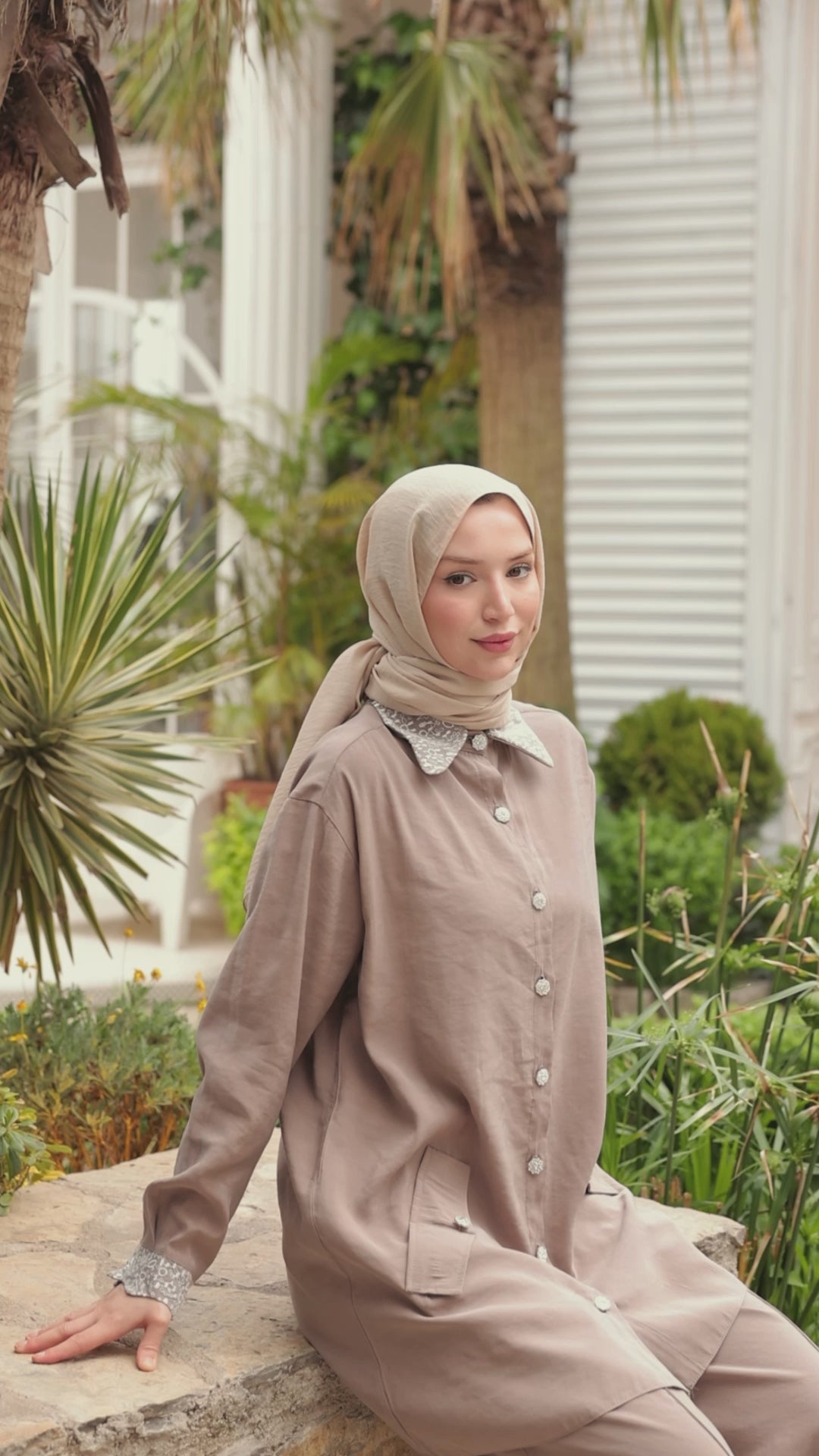 Modest Hijab Set with Button-Down Top &amp; Wide-Leg Pants – Everyday Casual Elegance